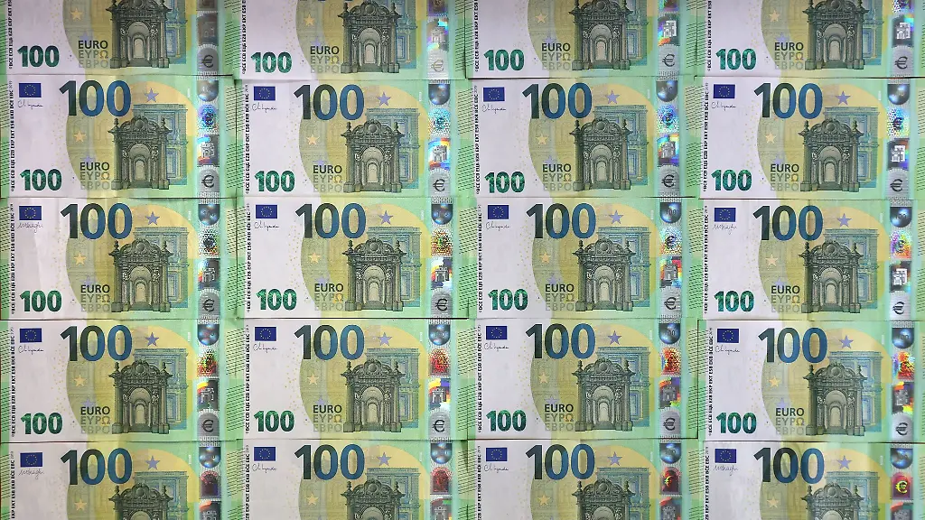 Thueringen-stehen-aus-dem-kreditfinanzierten-Bundesprogramm-nach-Angaben-des-Finanzministeriums-pro-Jahr-211-Millionen-Euro-zu-ueber-einen-Zeitraum-von-zwoelf-Jahren