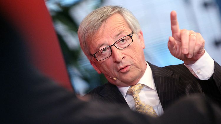 Euo-Gruppenchef Jean-Claude Juncker hat Griechenland vor einem Austritt aus der Währungsunion gewarnt.
