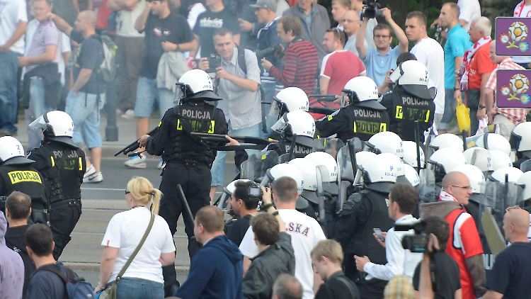 In Warschau werden erneut Ausschreitungen befürchtet.