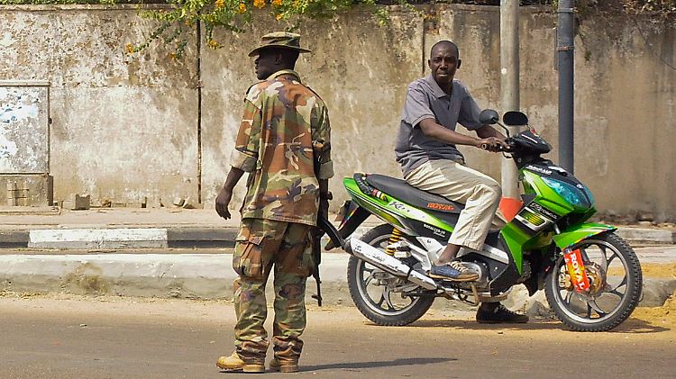 Vermutlich ist die radikal-islamische Sekte Boko Haram für die Anschläge verantwortlich.