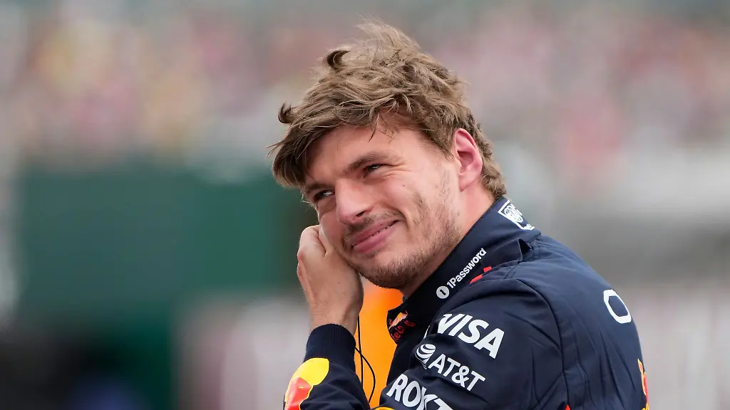 Max-Verstappen-hat-bei-Red-Bull-noch-einen-Vertrag-bis-2028