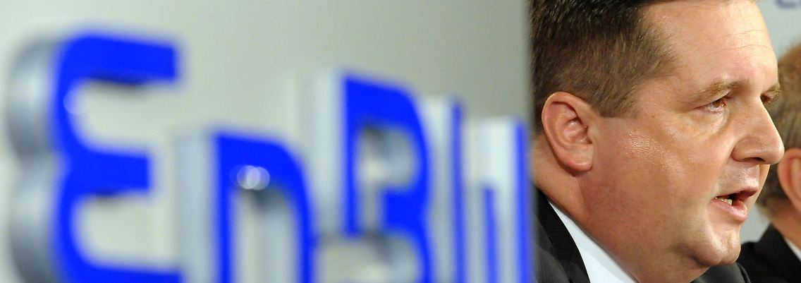 Laut einem Medienbericht hat ein befreundeter Banker Baden-Württembergs Ex-Ministerpräsident Stefan Mappus beim Kauf von EnBW-Anteilen Anweisungen gegeben.