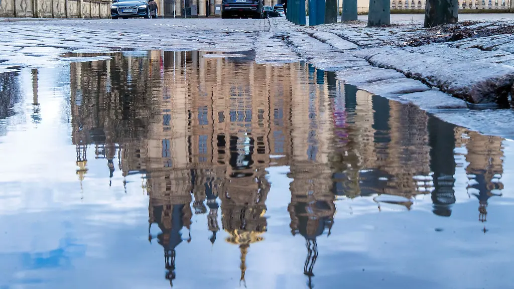 Nach-einem-unbestaendigen-Freitag-mit-Gewitterneigung-wird-das-Wetter-am-Samstag-wieder-milder