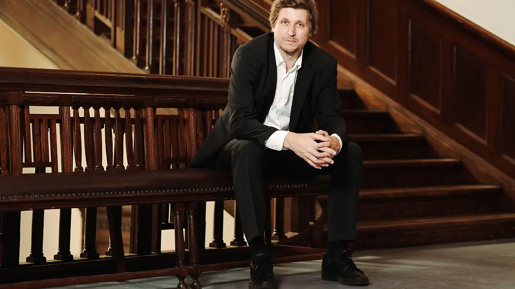 Der-Oekonom-Moritz-Schularick-rechnet-nicht-mehr-mit-dem-Bau-einer-Batteriefabrik-bei-Heide