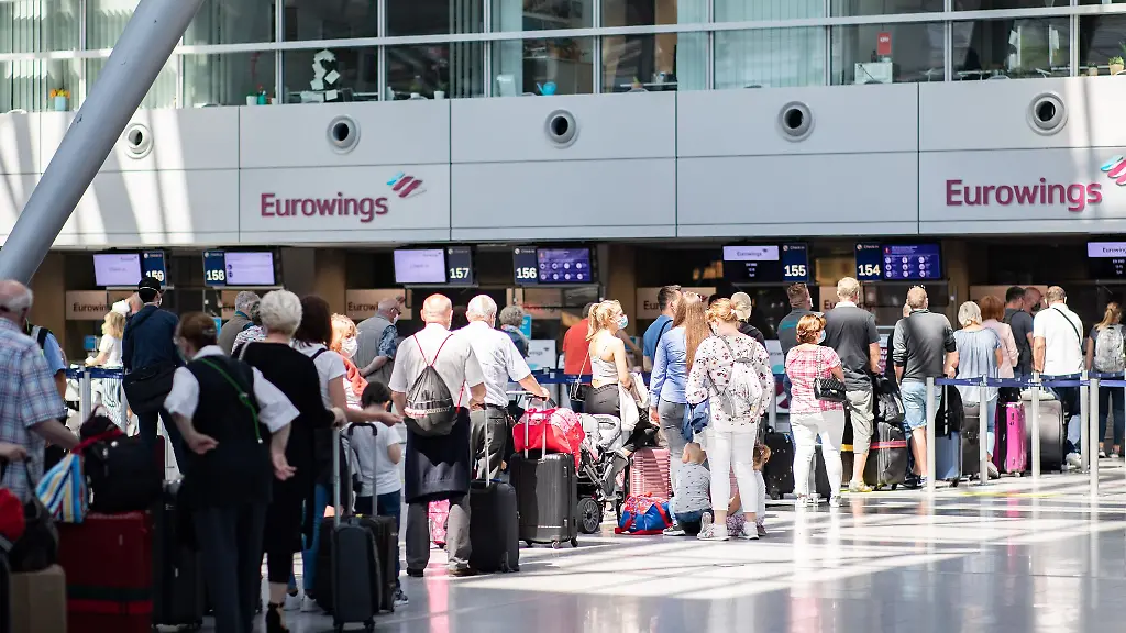 Mit-Schulkindern-einfach-frueher-in-die-Ferien-zu-fliegen-kann-eine-teure-Angelegenheit-werden