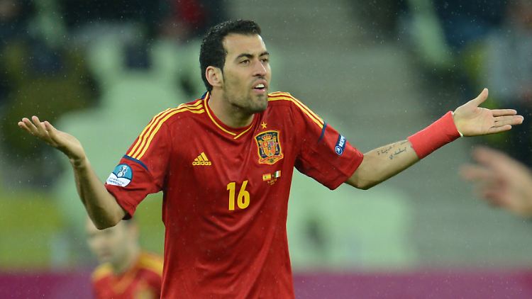 Die spanischen Spieler sind empört über die Verschwörungstheorien der Italiener.
