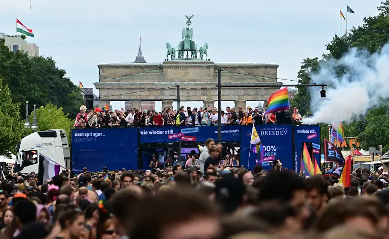 AFP-20250726-67X747E-v1-HighRes-GermanyLgbtqGayPrideParade