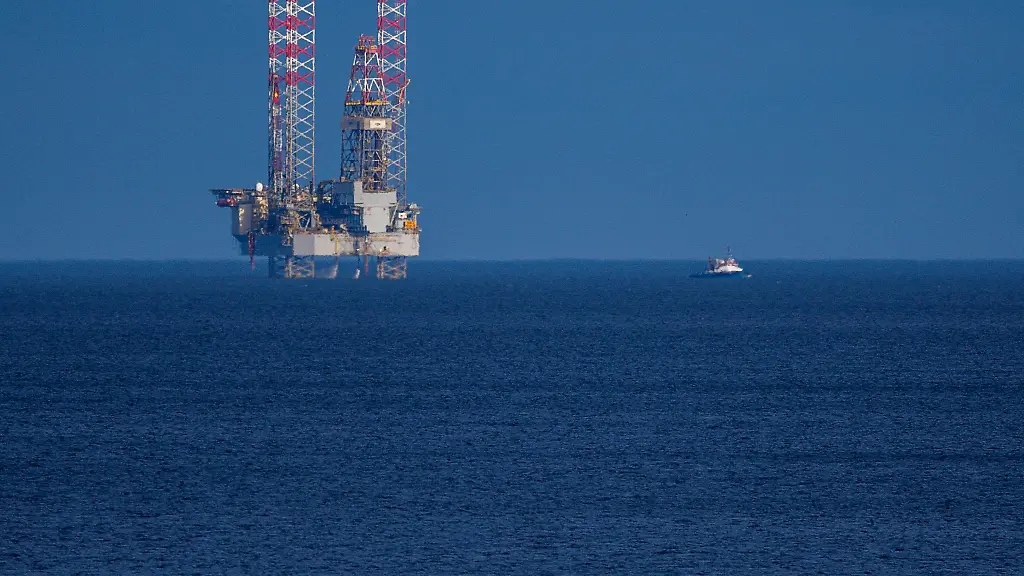 Bohrplattform-vor-Usedom-Polen-denkt-ueber-neue-Oelfoerderung-in-der-Ostsee-nach