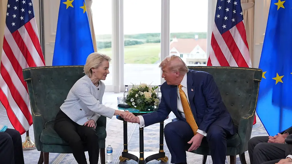 Die-Gefahr-eines-Handelskriegs-zwischen-den-USA-und-der-EU-ist-vorerst-abgewendet