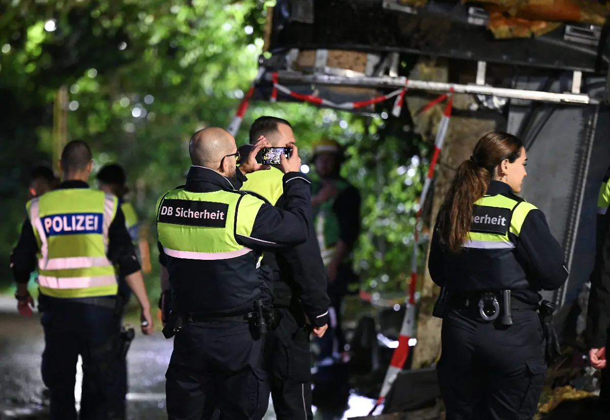 57d1e87bcb3cac101ff2f768c86f0430