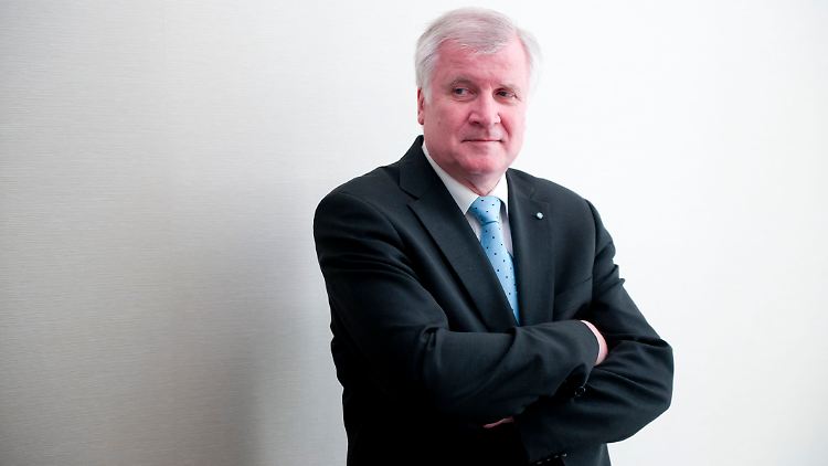 Horst Seehofer sieht das mit dem Flughafen anders.