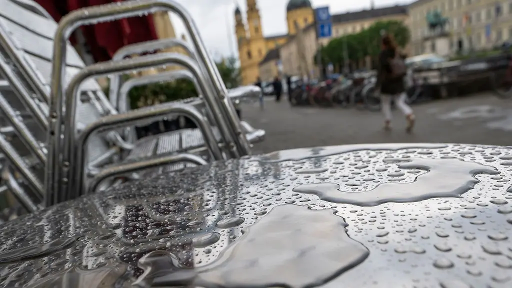 Immer-wieder-Regen-und-viele-Wolken-Das-Wetter-in-Bayern-eignet-sich-laut-DWD-in-den-kommenden-Tagen-nicht-zum-Draussensitzen