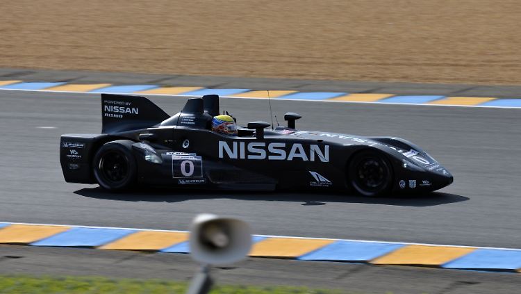 Sechs Stunden war de Delta Wing auf der Strecke, bis es ihn von der Piste katapultierte.