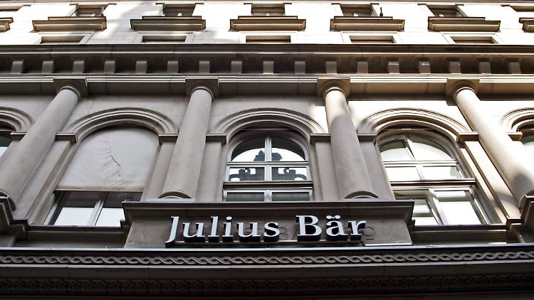 Julius Bär.jpg