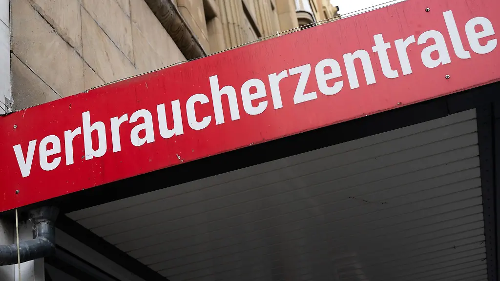 Die-Verbraucherzentrale-empfiehlt-Ruecksendung-von-teuren-Waren-mit-Zeugen