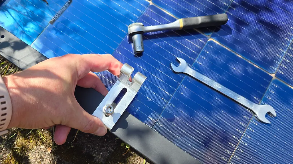 Solakon-onBasic-im-Praxistest-So-gut-ist-das-1000-Wp-Balkonkraftwerk-wirklich