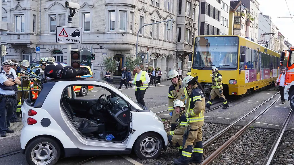Der-Unfall-hatte-sich-nahe-der-oberirdischen-Haltestelle-Metzstrasse-ereignet