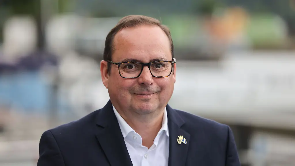 Thomas-Kufen-Oberbuergermeister-von-Essen-fordert-eine-besser-finanzielle-Ausstattung-der-Kommunen
