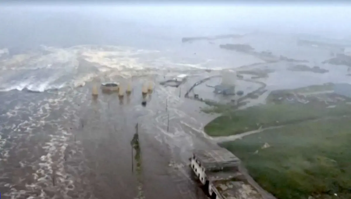 epi-228910608-ACTIONPRESS-FOTO-ONLINE-action-48053842-jpg-Kamtschatka-Tsunami