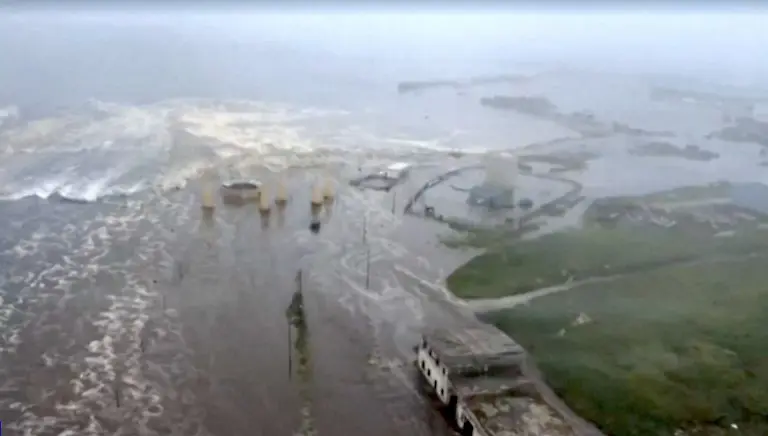 epi-228910608-ACTIONPRESS-FOTO-ONLINE-action-48053842-jpg-Kamtschatka-Tsunami