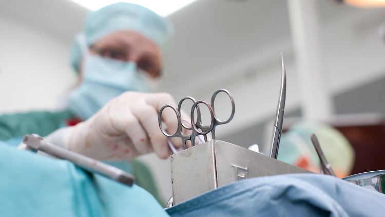 Durch regelmäßige Vorsorge lassen sich viele Operationen vermeiden.
