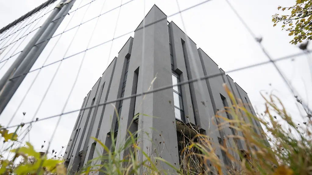 aa00fc4559447214b1f72661a3ffaf94