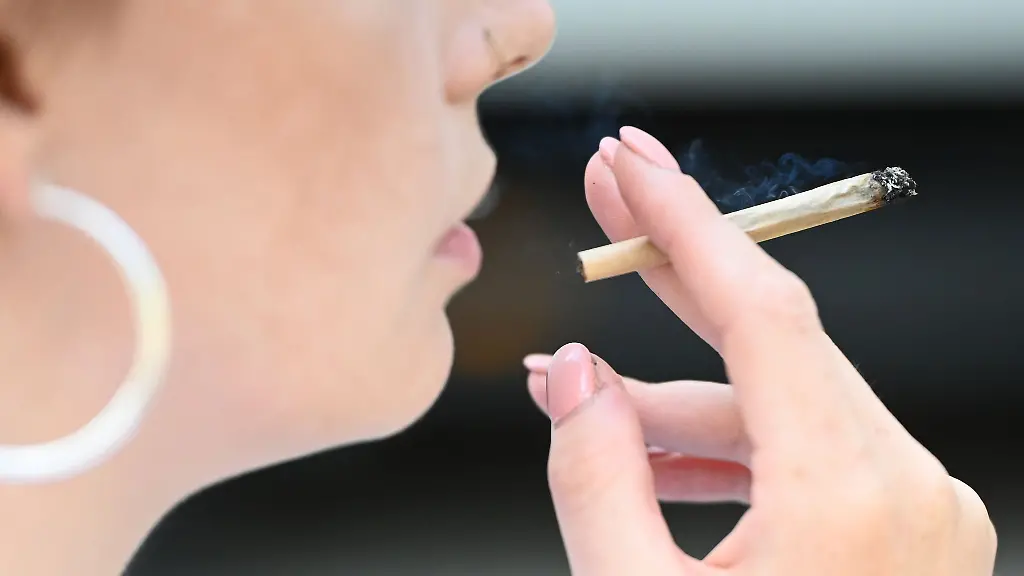 Seit-dem-1-April-2024-ist-Kiffen-unter-bestimmten-Bedingungen-erlaubt