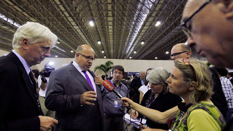 Der neue Bundesumweltminister Altmaier in Rio. Kanzlerin Merkel hatte ihre Reise zum Gipfel abgesagt.