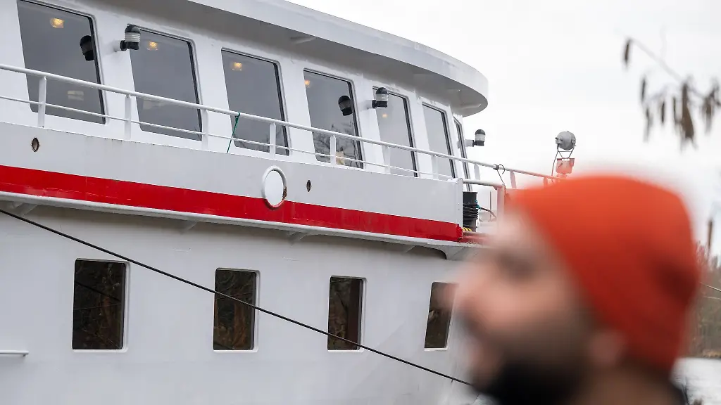 Nach-zweieinhalb-Jahren-wird-die-Notunterkunft-an-Bord-der-MS-Rossini-geschlossen