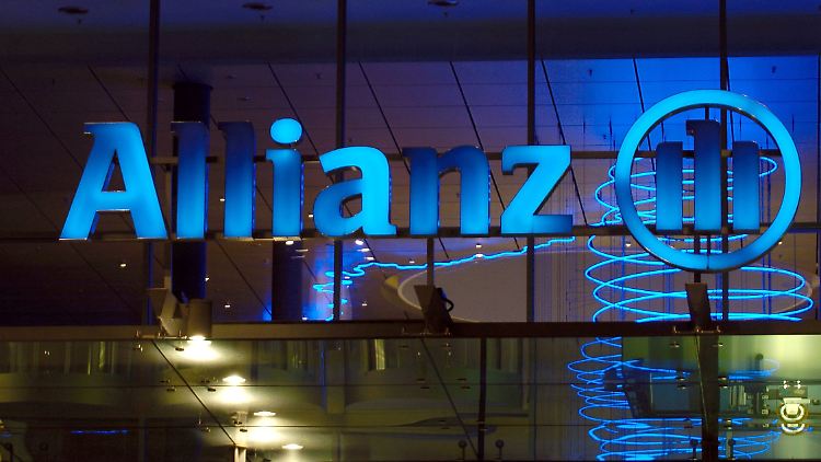 Lebensversicherer wie die Allianz sollen längere Übergangsfristen für die geplanten härteren Kapitalregeln bekommen.