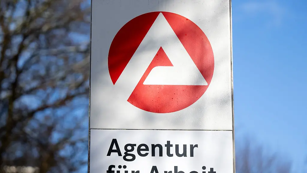 Die-Zahl-der-Erwerbslosen-ist-im-Juli-in-Mecklenburg-Vorpommern-geringfuegig-gestiegen