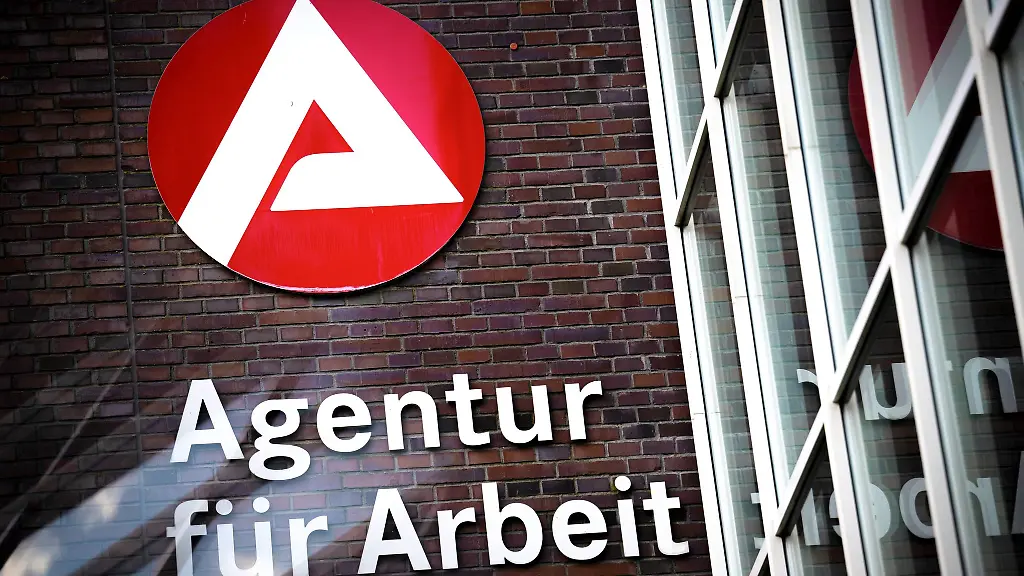 Laut-Arbeitsagentur-steigt-die-Zahl-der-Arbeitslosen-in-Niedersachsen
