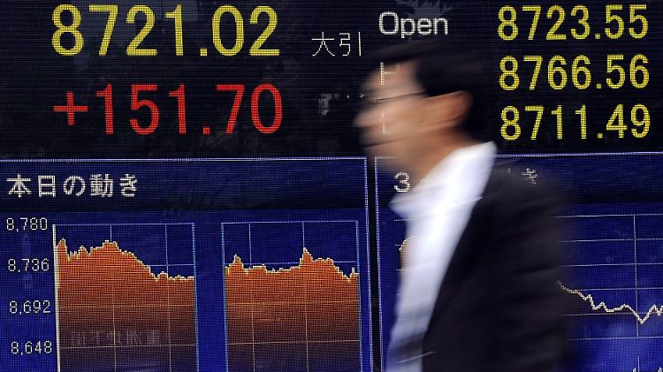 Hoffnungen auf neue Konjunkturhilfen der US-Notenbank haben dem Nikkei-Index Auftrieb gegeben.