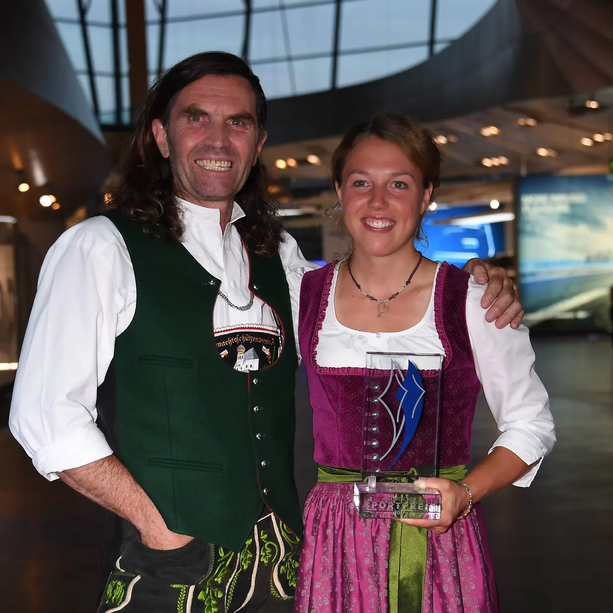 Er bekam noch Nachricht vom Berg: Thomas Huber: Dahlmeier träumte immer  schon vom Laila-Peak - ntv.de