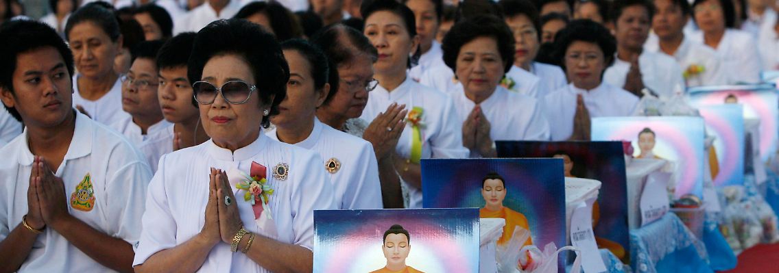 In Thailand werden öffentliche Trauerzeremonien abgehalten.