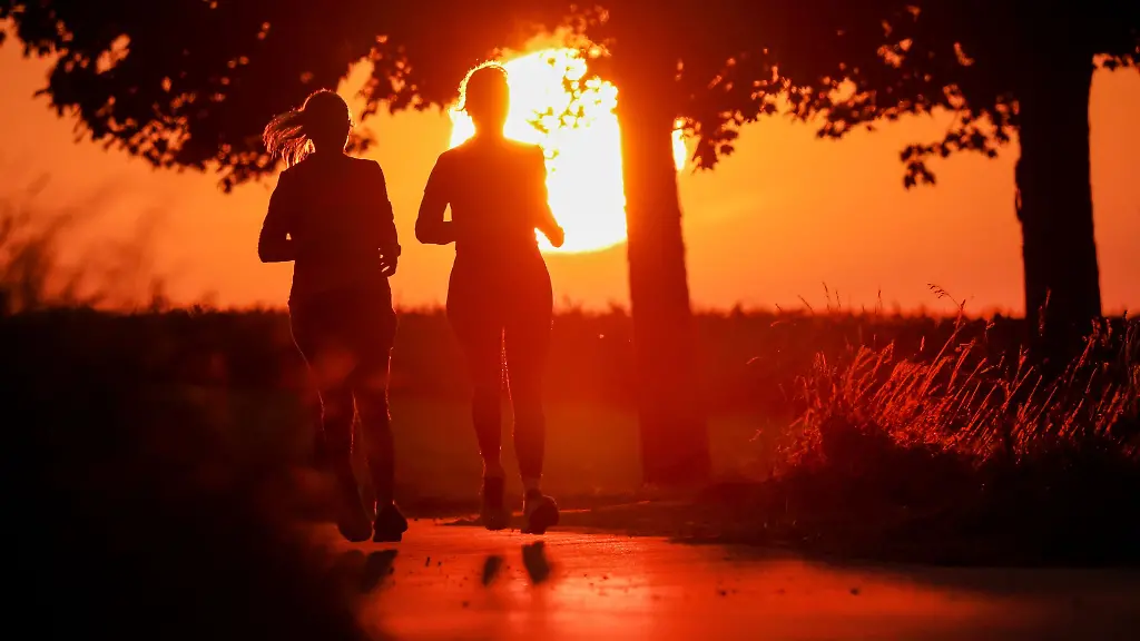 Die-Menschen-koennen-sich-zumindest-ab-Mittwoch-ueber-Sonnenschein-freuen