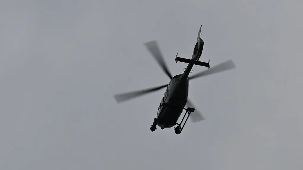 Ein-Rettungshubschrauber-brachte-einen-der-Schwerverletzten-ins-Krankenhaus