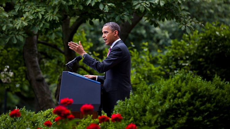 Obama im Rosengarten des Weißen Hauses.