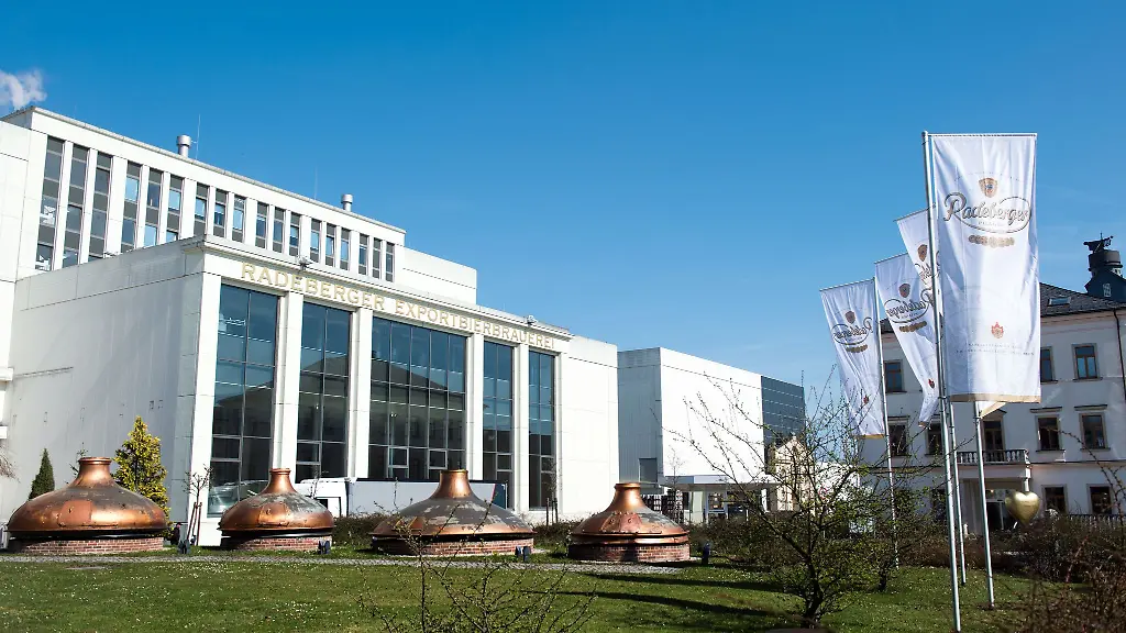 Die-Gewerkschaft-NGG-hat-die-Beschaeftigten-der-Radeberger-Brauerei-zu-einem-Warnstreik-aufgerufen