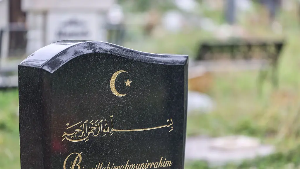 Mehr-Muslime-lassen-sich-in-Deutschland-bestatten-doch-die-Zahl-der-Ueberfuehrungen-ins-Ausland-nach-dem-Tod-bleibt-hoch