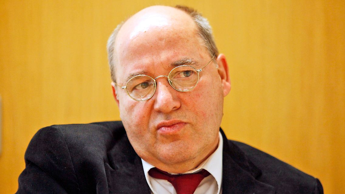 "Oskar fehlt": Gysi will sich noch ein bisschen Zeit lassen.