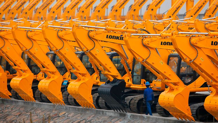 In China läuft vieles in sehr viel größeren Dimensionen: Baumaschinen bei Lonking in Shanghai.