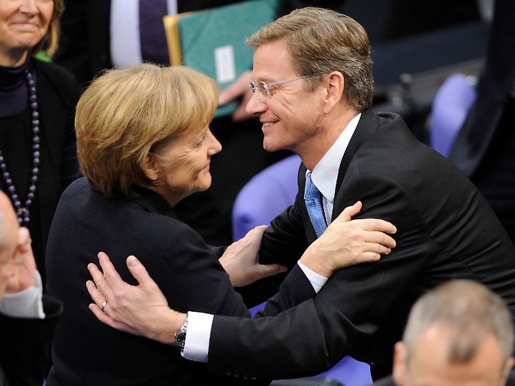 Kein gutes Bild geben Kanzlerin Merkel und ihr Vize Westerwelle nach Ansicht Lammerts derzeit ab.