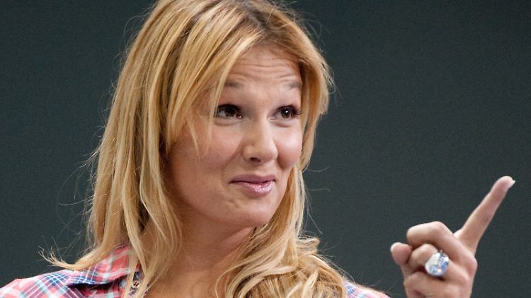 Franziska van Almsick hat jetzt wieder mehr Zeit zum Lesen.