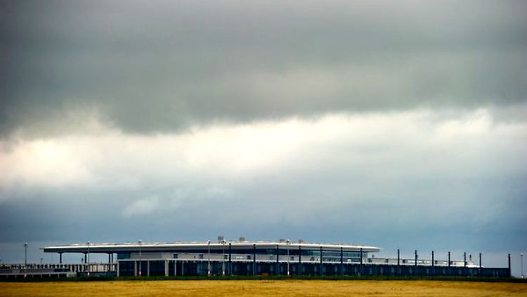Ursprünglich sollte der neue Berliner Flughafen im Oktober 2011 in Betrieb gehen. 