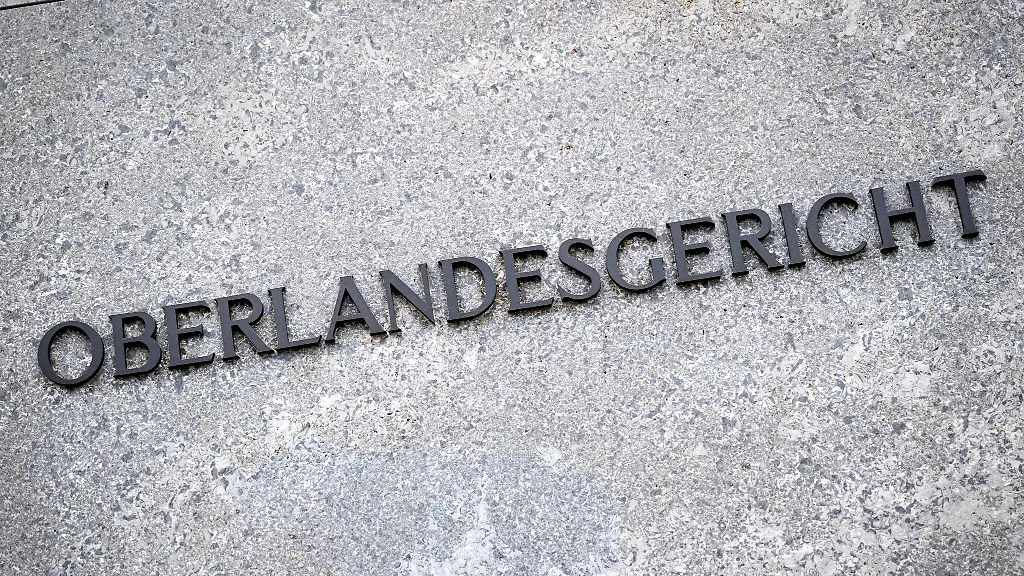 Entscheidung-des-Oberlandesgerichts-Oldenburg-Ein-Ehepaar-das-auf-eine-Phishing-Mail-hereinfiel-bekommt-sein-Geld-von-der-Bank-nicht-zurueck