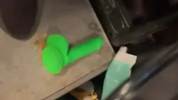 dildo passt nicht Kontrolle und Grenzwerte nötig: Weichmacher im Dildo ungesund