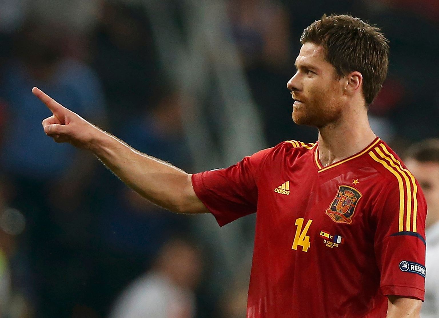 Dank zweier Treffer von Xabi Alonso steht Spanien im Halbfinale. 