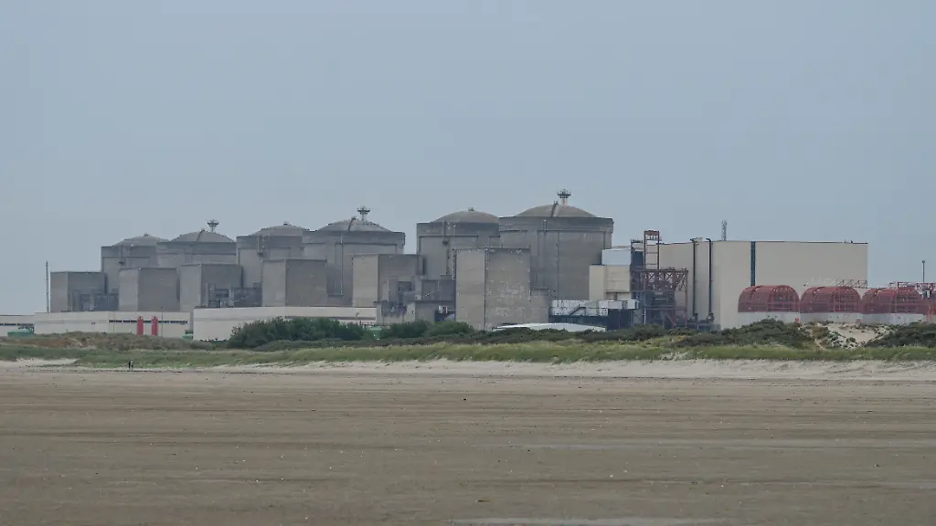 AFP-20230712-33NR446-v1-HighRes-FranceNuclearEnergyIndustry