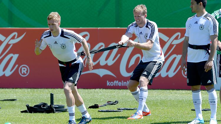 Marco Reus und Andre Schürrle konnten sich gegen die Griechen für weitere Auftritte empfehlen.